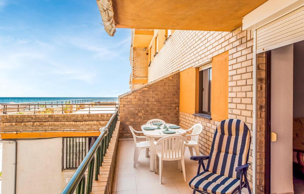 Stunning Apartment In Oropesa Del Mar Zewnętrze zdjęcie